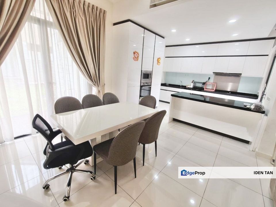 Avira Medini Iskandar Double Storey Terrace House Fully Furnished Unit For Sale Near Sunway Iskandar, Emerald Residence, Citrine Lahomes, Medini, Johor, 