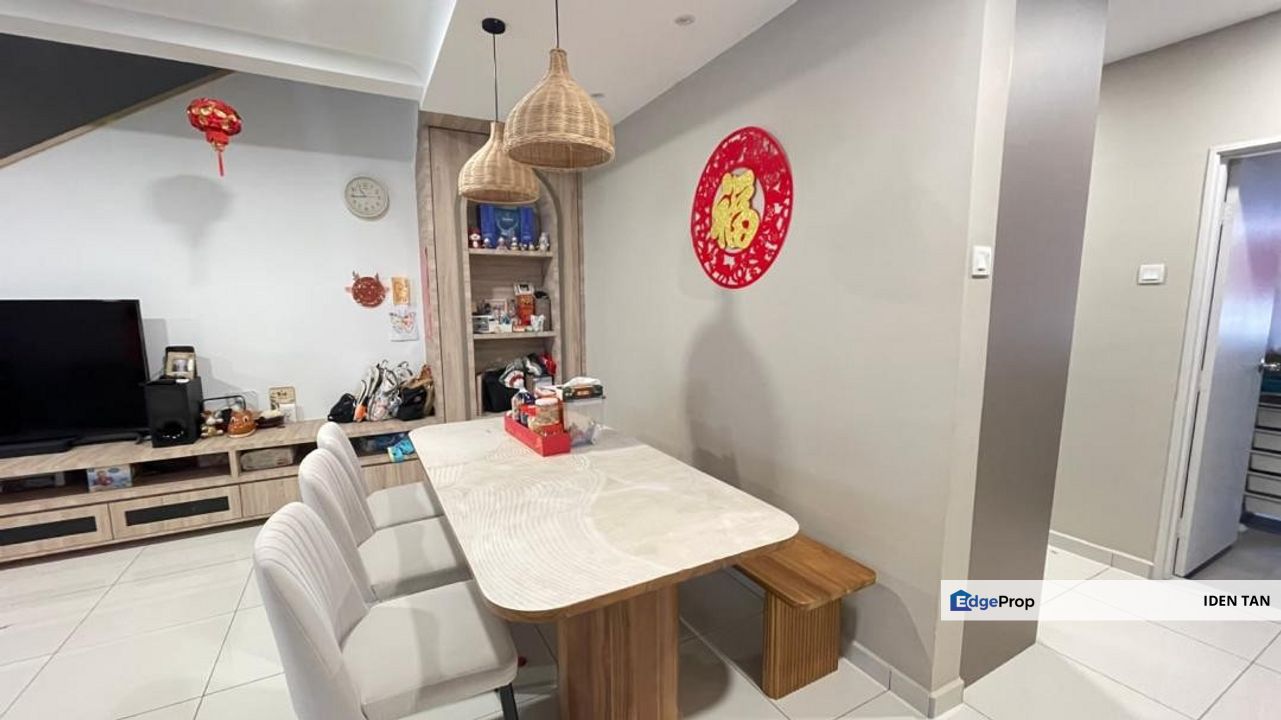 Danga Sutera Double Storey Link House Fully Renovated Unit For Sale Near Sutera Utama, Nusa Bestari, Perling, Tun Aminah, Bukit Indah, Uda Utama, Johor, Skudai