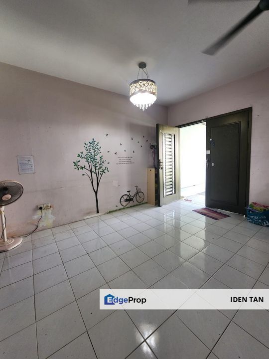 Taman Putri Kulai Double Storey Terrace House End Lot For Sale Near Lagenda Putra, Taman Tropika, Taman Permai, Industri Kulai, Taman Gemilang, Kulai, Johor, Kulai