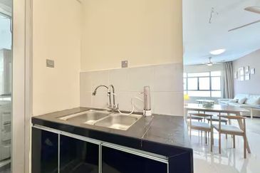 Midas Perling Apartment