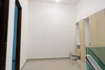 Austin Residence @Taman Mount Austin