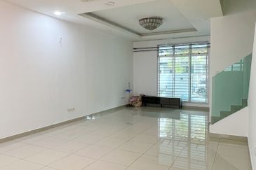 Austin Residence @Taman Mount Austin