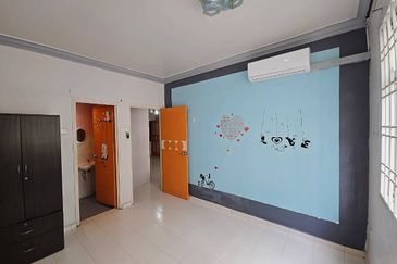 Villa Krystal, Bandar Selesa Jaya