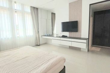 Taman Austin Perdana