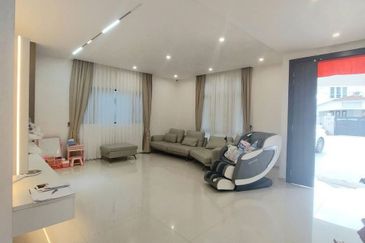 Taman Austin Perdana