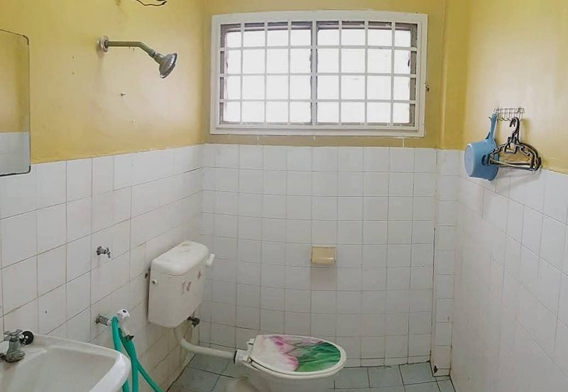 Ria 1 Apartment, Taman Megah Ria