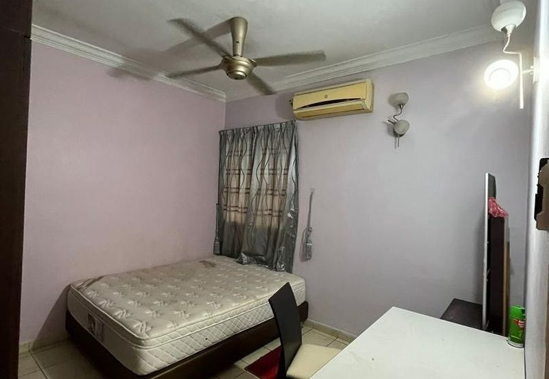 Prima Regency (Dorchester Court)