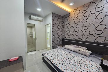 Dedaun Hijau (Greenfield Regency)