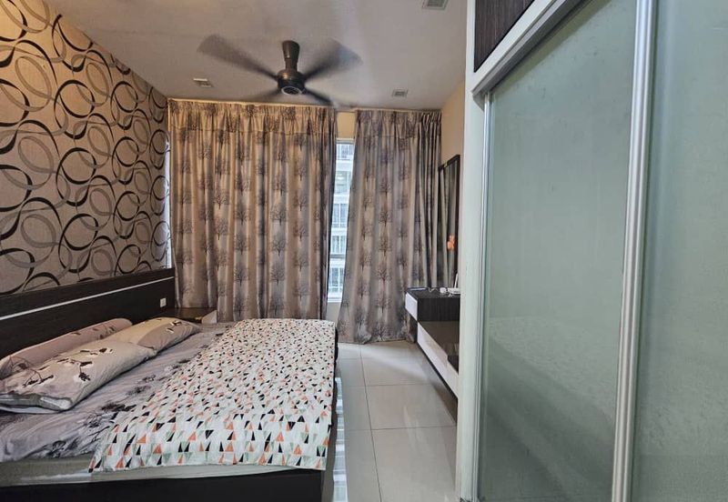 Dedaun Hijau (Greenfield Regency)