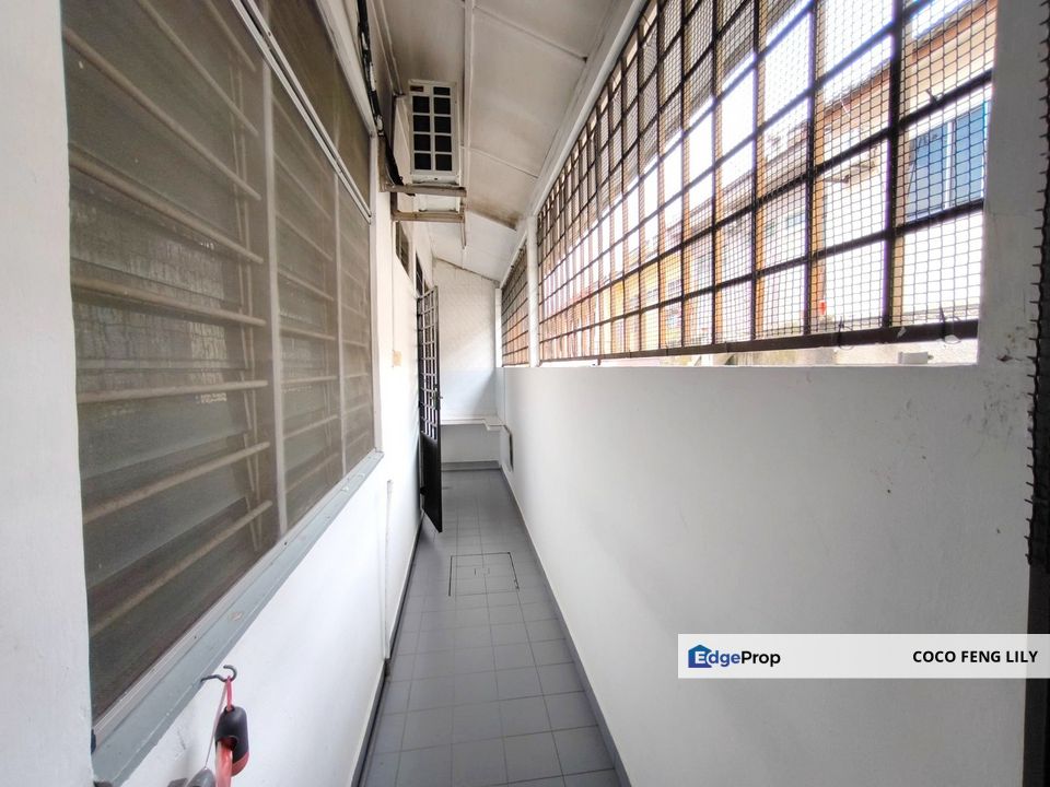 Taman Rinting,Masai, Land Area 2338 Sf Renovation And Extended Single Storey Endlot House , Johor, Masai