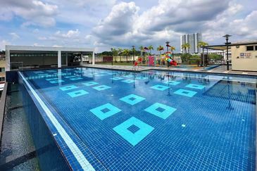 Akademik Suite @ Mount Austin