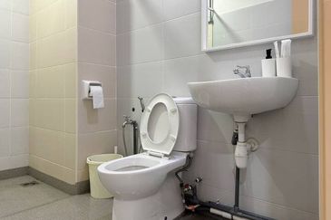 Akademik Suite @ Mount Austin