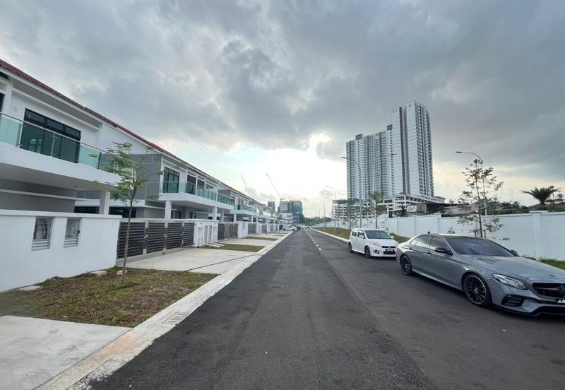 Mutiara Emas @ Taman Mount Austin