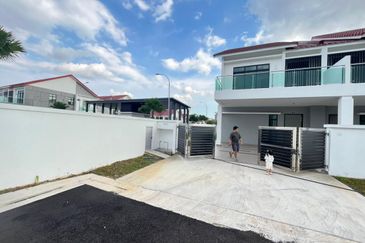 Mutiara Emas @ Taman Mount Austin