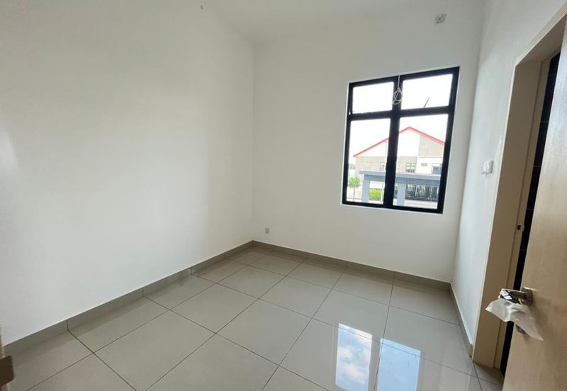 Mutiara Emas @ Taman Mount Austin