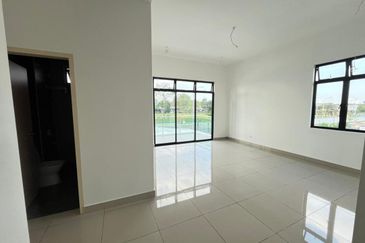 Mutiara Emas @ Taman Mount Austin