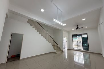 Austin Residence @Taman Mount Austin