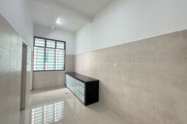 Austin Residence @Taman Mount Austin