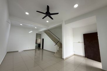 Austin Residence @Taman Mount Austin