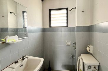 Mon Glori, , Bandar Baru Permas Jaya