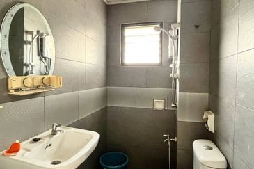 Mon Glori, , Bandar Baru Permas Jaya