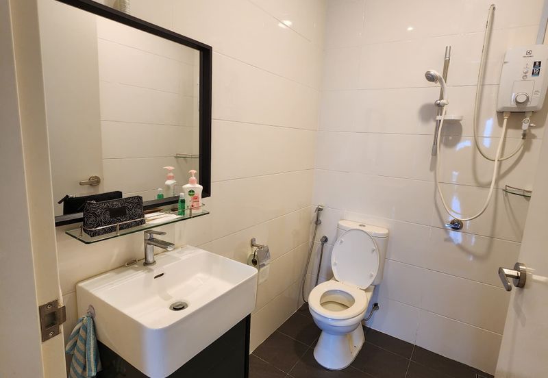 🏢The Parque Residence Fully Furnished For Rent