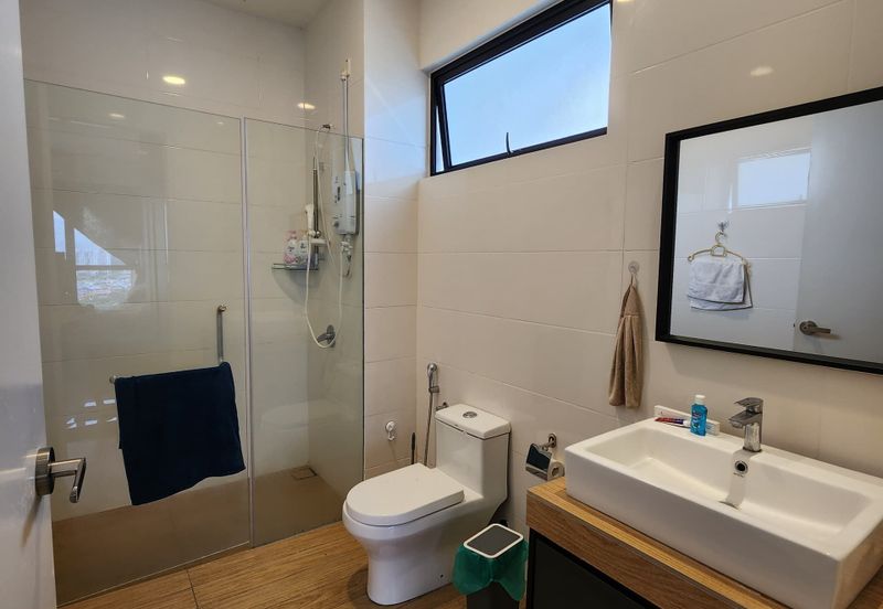 🏢The Parque Residence Fully Furnished For Rent