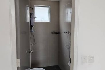 Seri Baiduri Apartments @ Setia Alam