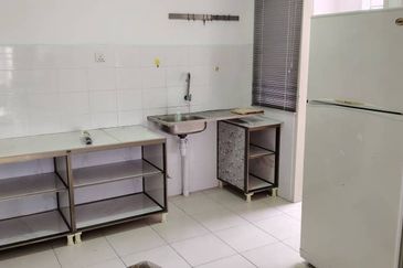 Seri Baiduri Apartments @ Setia Alam