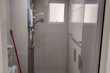 Seri Baiduri Apartments @ Setia Alam