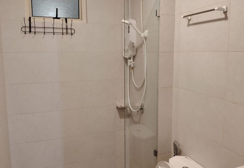 The Tresor @ Gravit 8 *