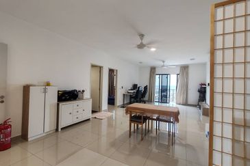 Duduk Seruang Telok Panglima Garang Unit For Rent 