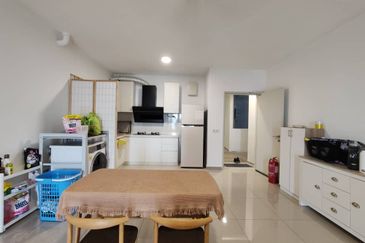 Duduk Seruang Telok Panglima Garang Unit For Rent 