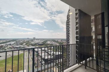 Duduk Seruang Telok Panglima Garang Unit For Rent 