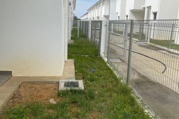 Kota Bayuemas Landed House 🏘 Areka For Sale