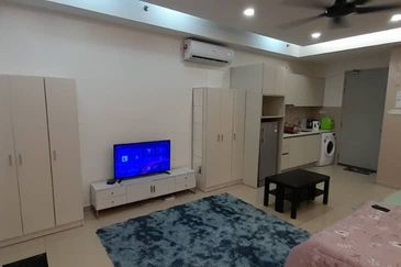 I Residence @ I City