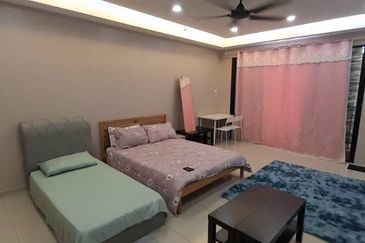 I Residence @ I City