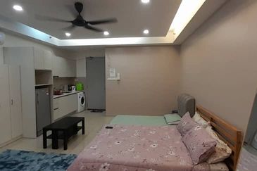 I Residence @ I City