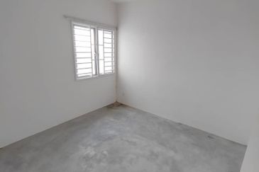 De Cemara Apartment Setia Alam For Rent