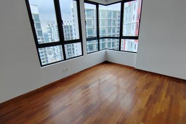 I Residence @ I City