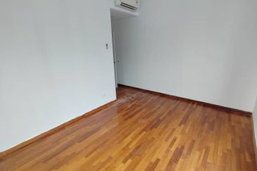 I Residence @ I City