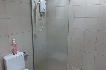 I Residence @ I City