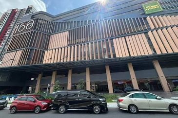 168 Park Residensi Selayang