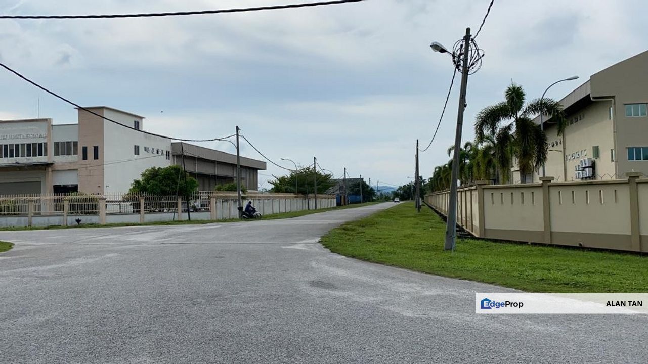 BATANG KALI land cum detach factory for SALES, Selangor, Batang Kali