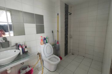 Dedaun Hijau (Greenfield Regency)