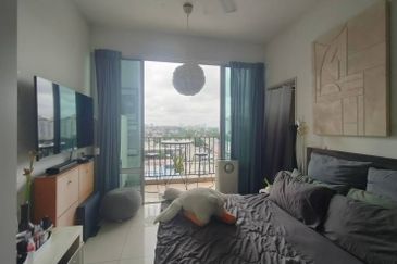 Dedaun Hijau (Greenfield Regency)