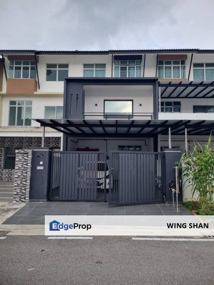 Senai Scientex Utama 3 sty terrace house, below bank value price, Nice condition, Johor, Senai