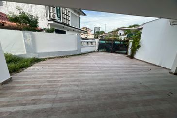 Taman Nong Chik Heights