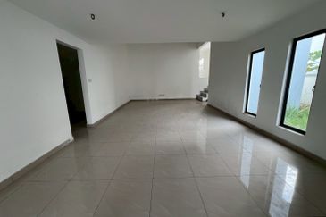 Taman Nong Chik Heights