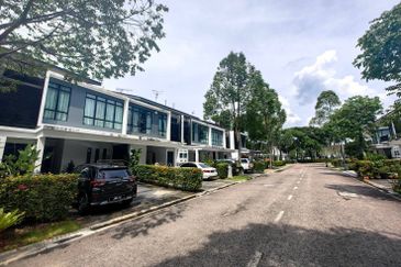 The WaterEdge Residences